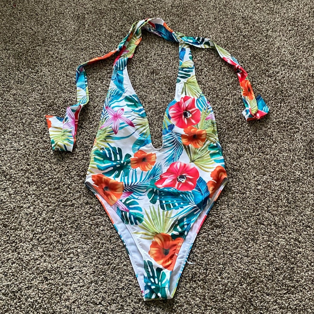 Floral swimming suit